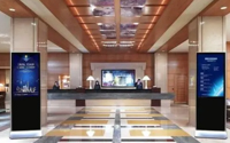 為什么現在很多售樓部的易拉寶都被液晶廣告機所取代？